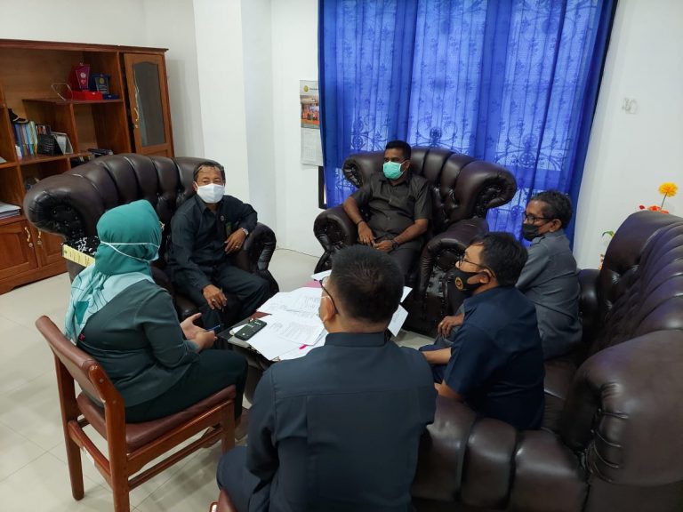 Rapat Kepaniteraan.