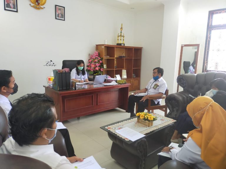 Rapat Kesekretariatan