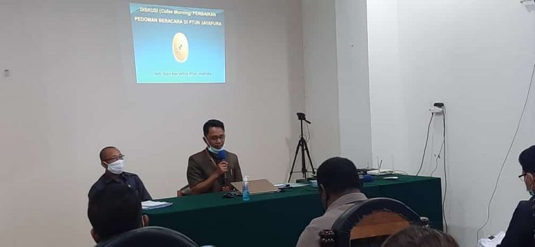 Rapat Pedoman Beracara di PTUN Jayapura