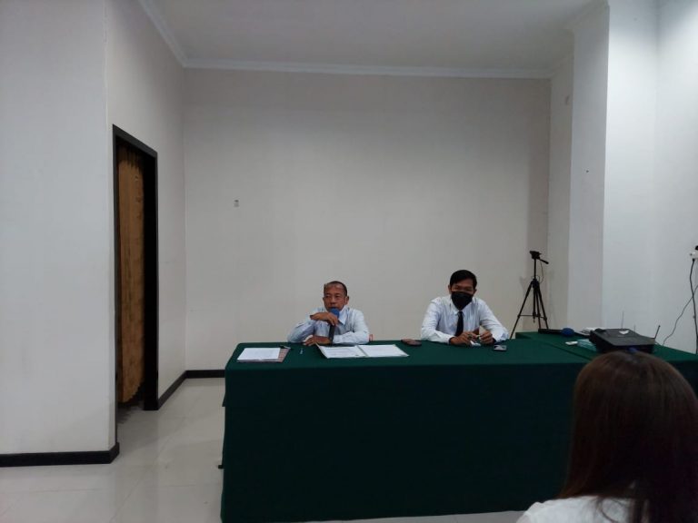 Rapat Rutin dan Evaluasi Kinerja pada Kepaniteraan bulan Juni 2021