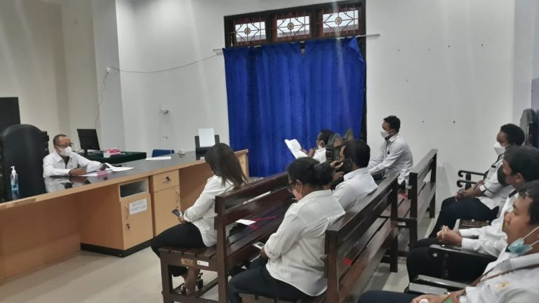 Rapat tindak lanjut hasil pengawasan PTTUN Makassar pada Kepaniteraan PTUN Jayapura Tahun 2021