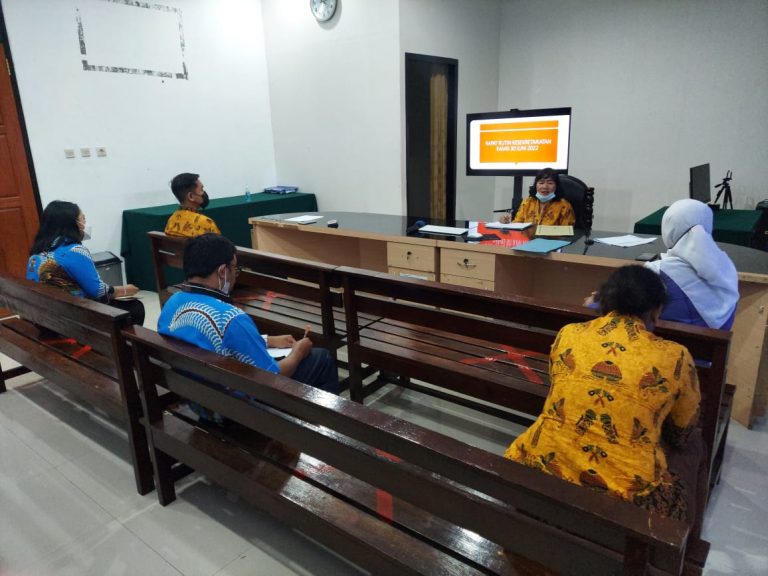 Rapat Monitoring dan Evaluasi pada bagian Kesekretariatan Bulan Juni 2022