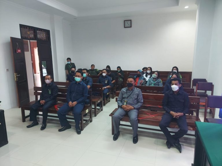 Kegiatan Pembinaan Pimpinan Pengadilan dan Aparatur Pengadilan secara daring.