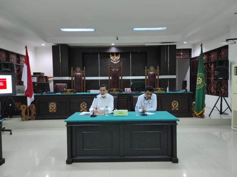 Rapat Bulanan Monitoring dan Evaluasi pada Kepaniteraan dan Kesekretariatan Bulan November Tahun 2022