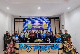 Keluarga Besar Pengadilan Tata Usaha Negara Jayapura merayakan Dirgahayu PERATUN ke 32 Tahun