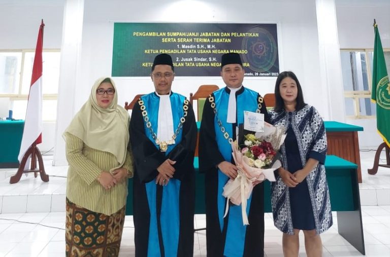Pengambilan Sumpah/Janji Jabatan dan Pelantikan serta Serah Terima Jabatan  Bapak Masdin, S.H., M.H sebagai Ketua Pengadilan Tata Usaha Negara Manado dan Bapak Jusak Sindar, S.H sebagai Ketua Pengadilan Tata Usaha Negara Jayapura