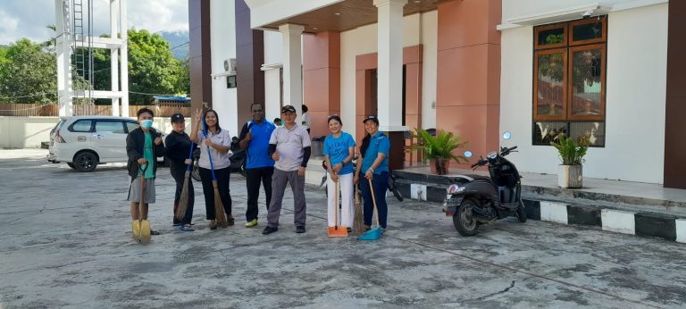 Jumat Bersih Pengadilan Tata Usaha Negara Jayapura