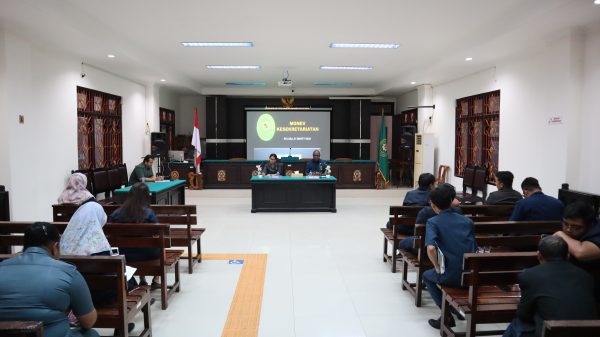 PTUN Jayapura Gelar Rapat Bulanan sebagai Upaya Evaluasi dan Peningkatan Kinerja 12 IMG 0998