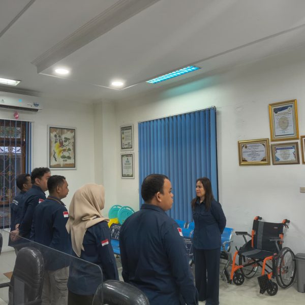 Pengarahan Rutin PTSP PTUN Jayapura Perkuat Kualitas Pelayanan Publik 7 1