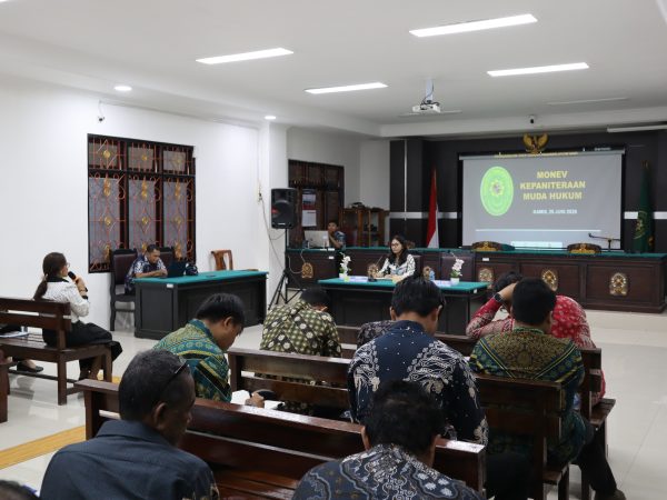 PTUN Jayapura Gelar Rapat Bulanan, Perkuat Evaluasi Kinerja dan Komitmen Peningkatan Pelayanan Peradilan 13 IMG 2583