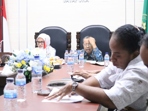 Monitoring dan Evaluasi Kepaniteraan, PTUN Jayapura Perkuat Kualitas Kinerja dan Pelayanan Peradilan 11 IMG 3608