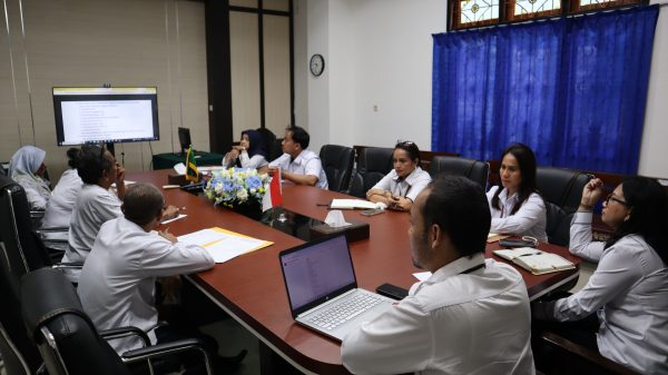 PTUN Jayapura Gelar Rapat Program Kerja, Perkuat Sinergi dan Kualitas Pelayanan Peradilan 11 IMG 3796