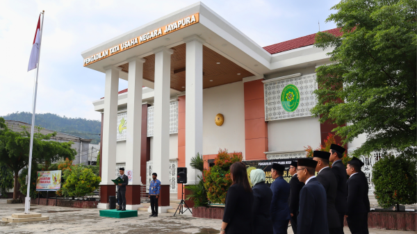 PTUN Jayapura Laksanakan Upacara Peringatan Hari Kesaktian Pancasila 2026 12 2